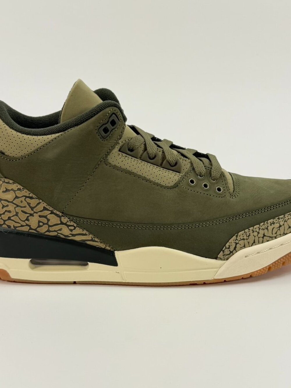 Air Jordan 3 Retro 'Family Affair' DN3707-202 Multi Size